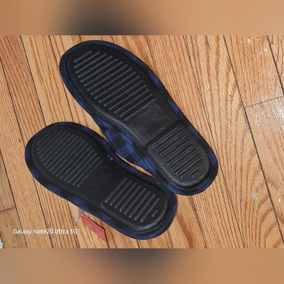 Men's North Carolina Tar Heels Slippers M - Picture 2 of 7